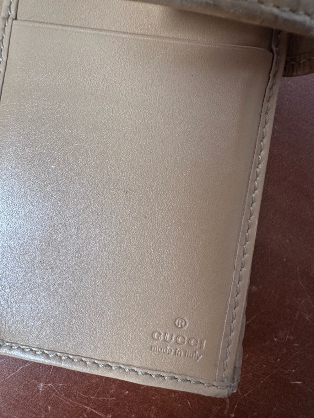 Auth GUCCI Guccissima W
Hook Bi-Fold Long Wallet Brown and Metallic Leather - Picture 5 of 11